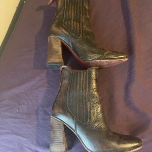 FREEBIRD - boots - NEW - size 8